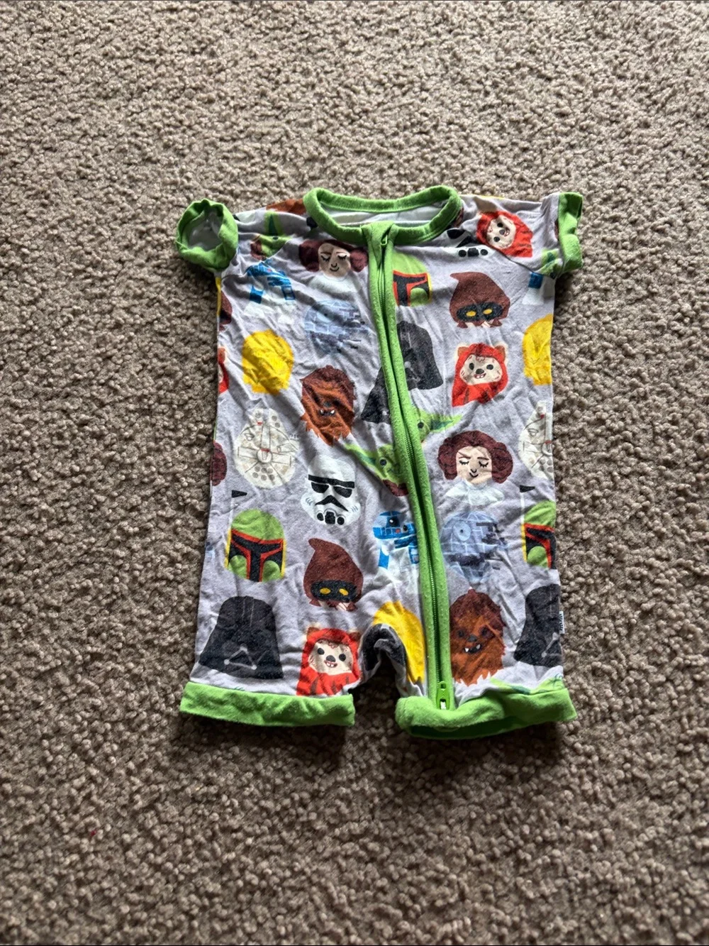 B41 Little Sleepies Bamboo Shortie Romper, Star Wars print, 3-6 PILLING